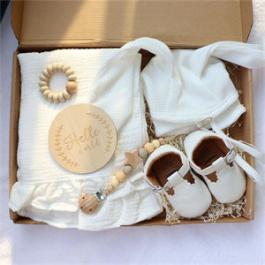 6 Pcs/set Baby Birth Gift Set With Cotton Hat Shoes And Bath Towel Teether Toy Baby Gift Set